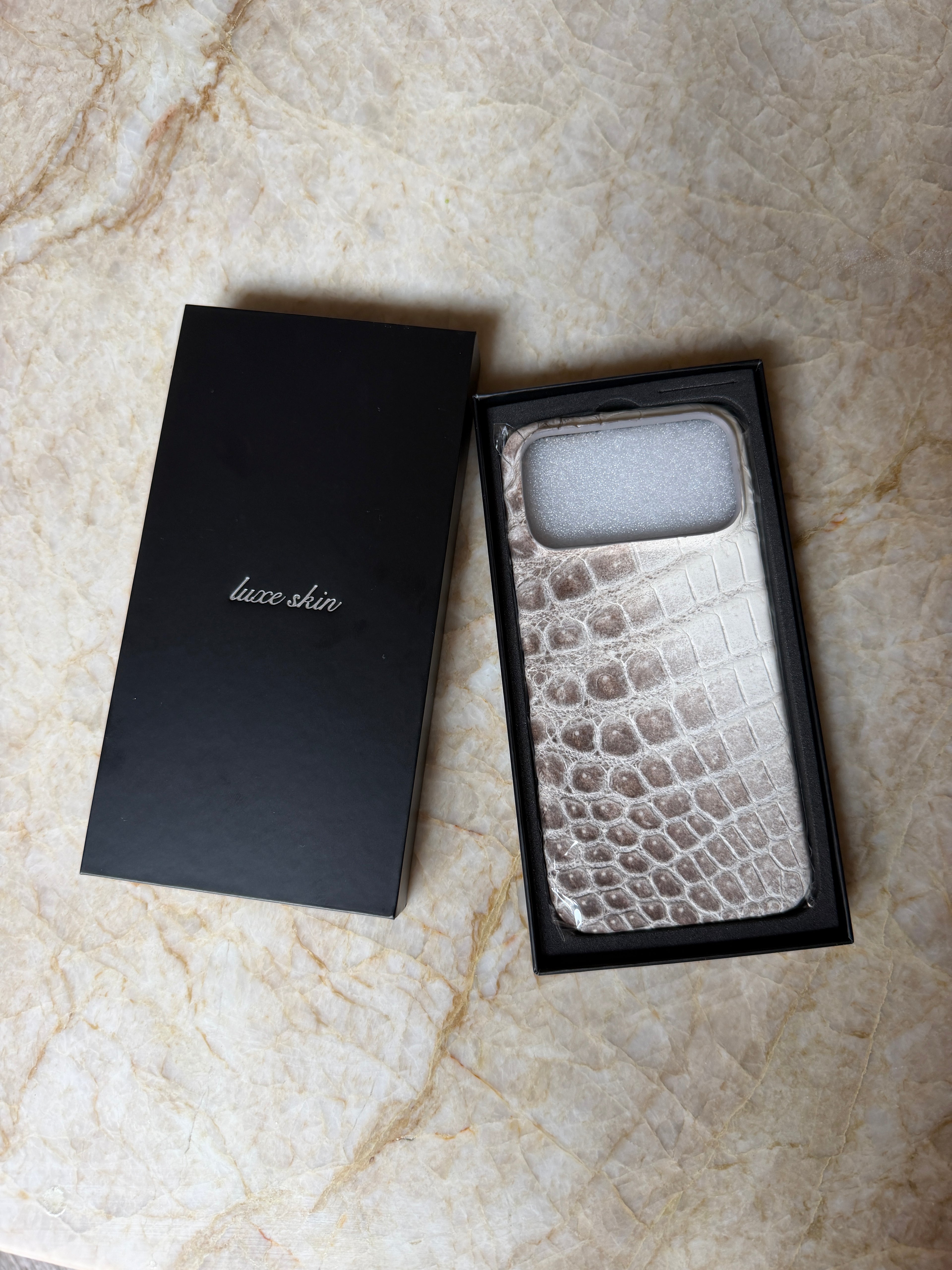 Himalayan Crocodile Phone case